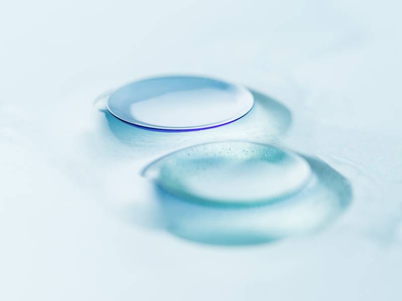 burbuja sistemático dulce Consejos para cuidar tus lentes de contacto - Óptica Climent
