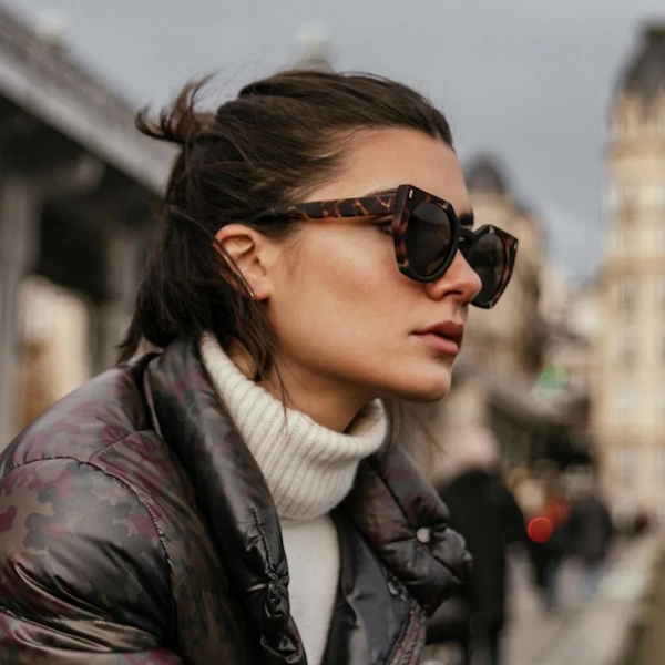 Tiwi-Venus-100-Ray-Edition-woman