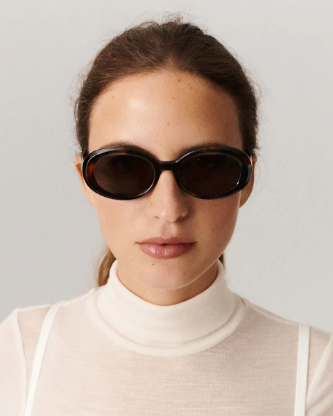 GigiStudios-Anja-6971-2-havana-woman-2