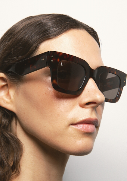 Kaleos-Debella-002-woman