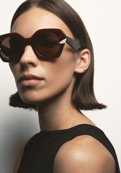 Kaleos-Voyter-004-woman-2